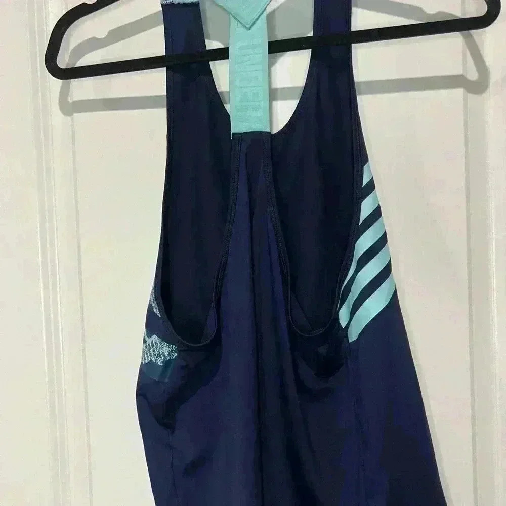 UNDER ARMOUR LOOSE FIT UNDER ACTIVEWEAR RACERBACK TANK - Picture 6 of 8